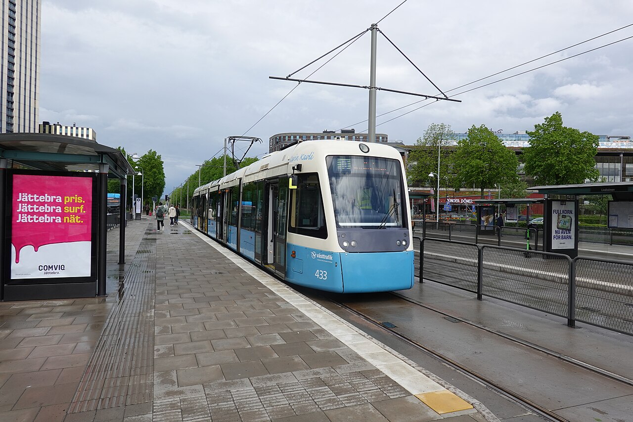 Spårvagnslinje 12: från Mölndal till Lindholmen utan byte